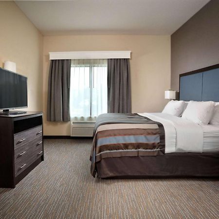 Wingate By Wyndham Savannah Pooler Bagian luar foto